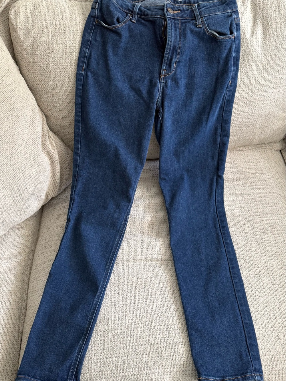 Old Navy, size 6 Long, Women's high rise straight leg Jeans
